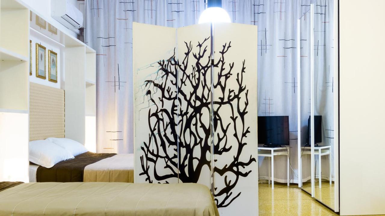 Suite In Center Палермо Екстериор снимка