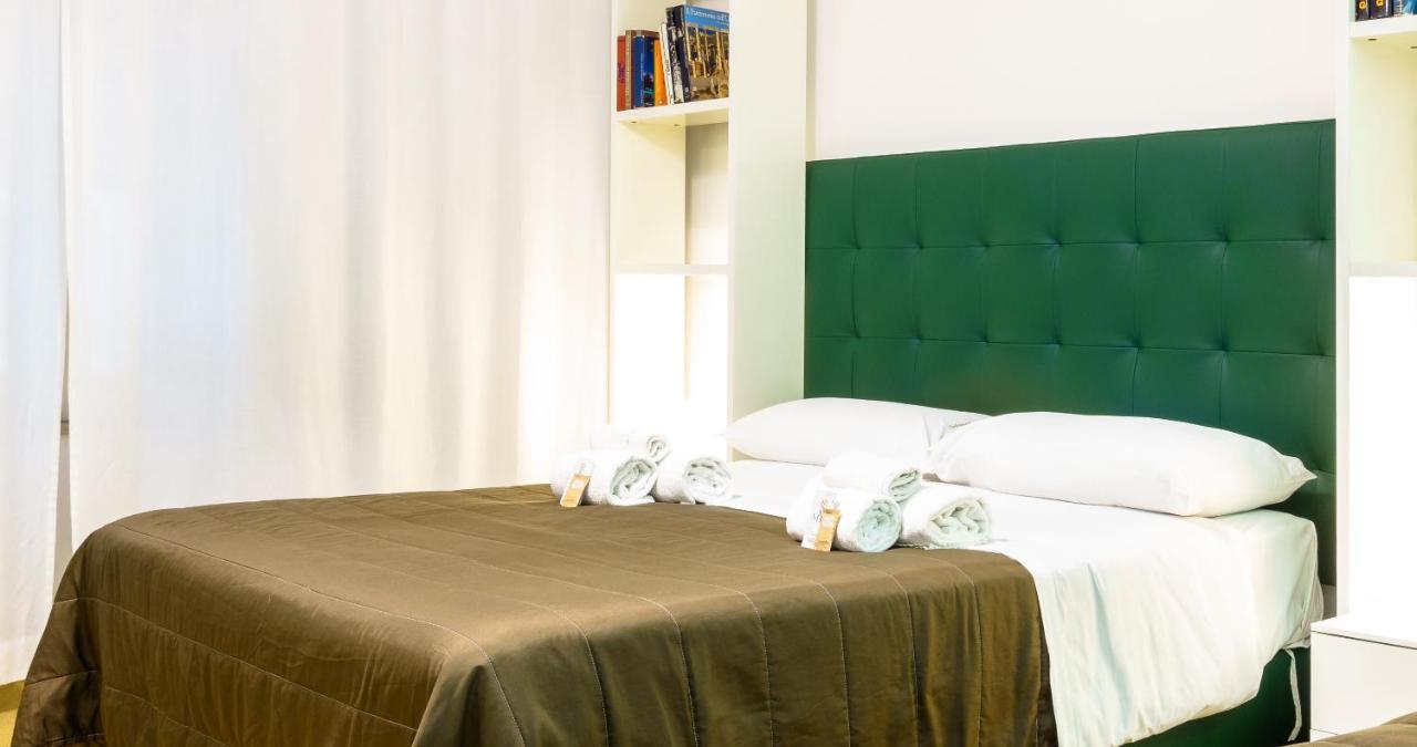 Suite In Center Палермо Екстериор снимка