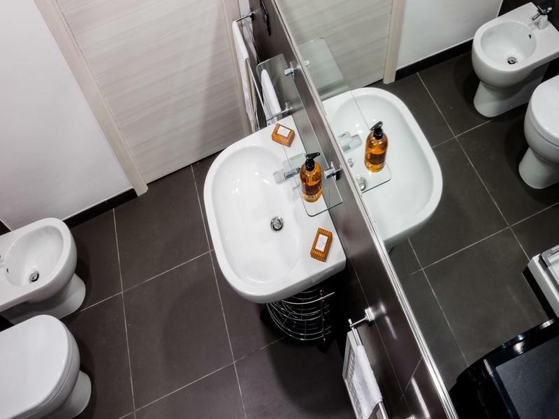 Suite In Center Палермо Екстериор снимка